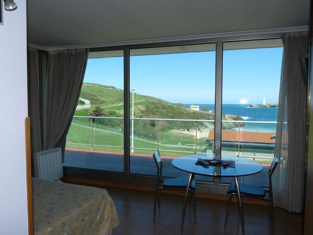 Apartamentos Maradentro Soto de la Marina Oda fotoğraf
