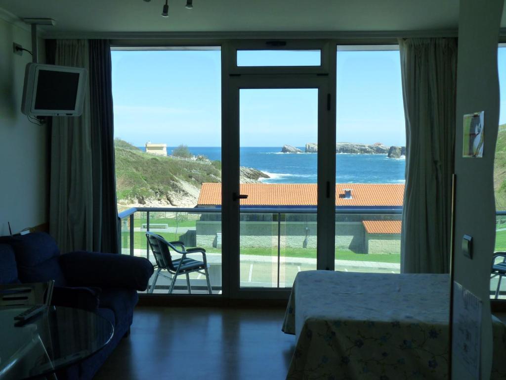 Apartamentos Maradentro Soto de la Marina Oda fotoğraf